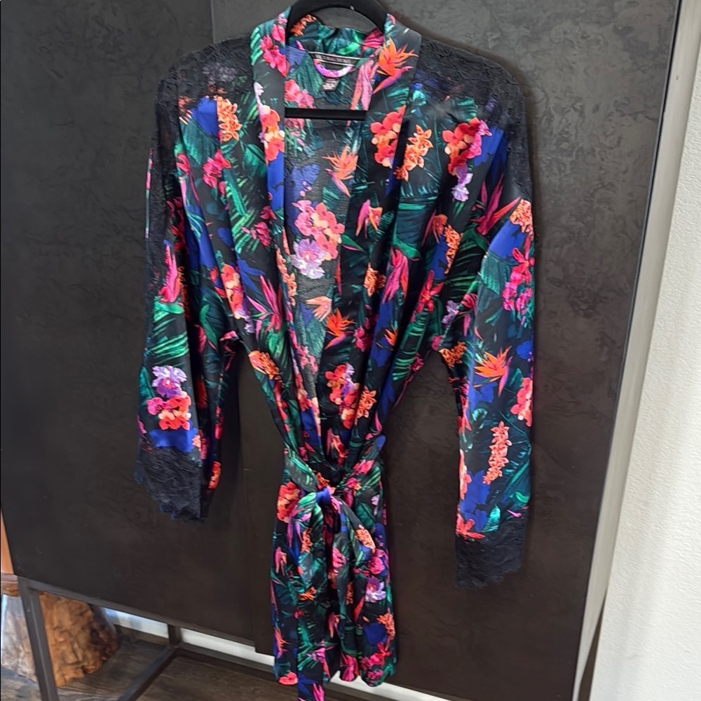Victoria's Secret Floral Robe - Black and Pink